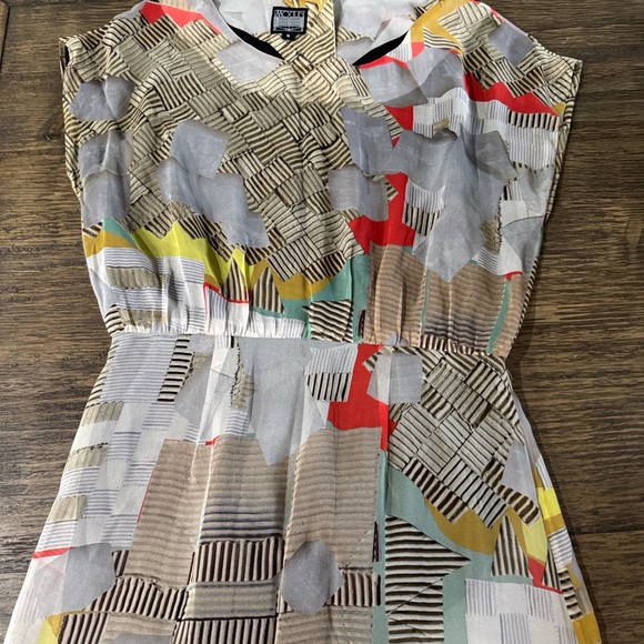 Colorful Geometric Pattern Dress - Picture 2 of 7
